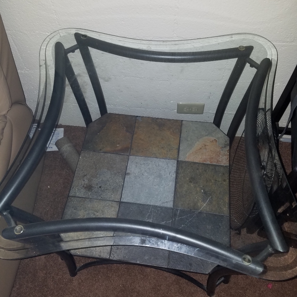 Side table - Picture 4 of 4